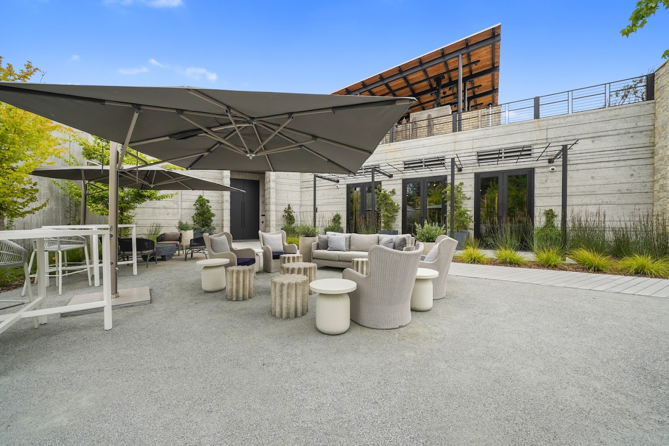 Outdoor view of the terrace in front of the Elusa Winery