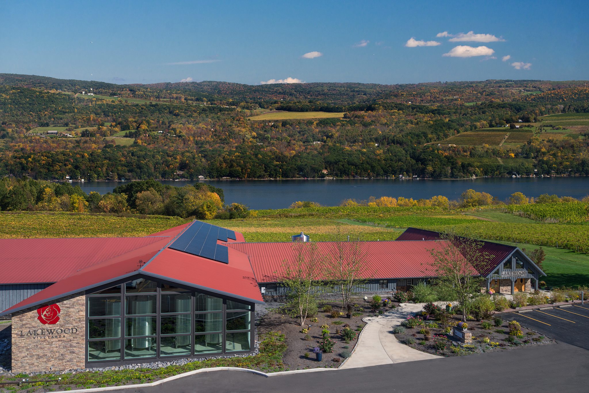 Panoramic view of Lakewood Vineyards