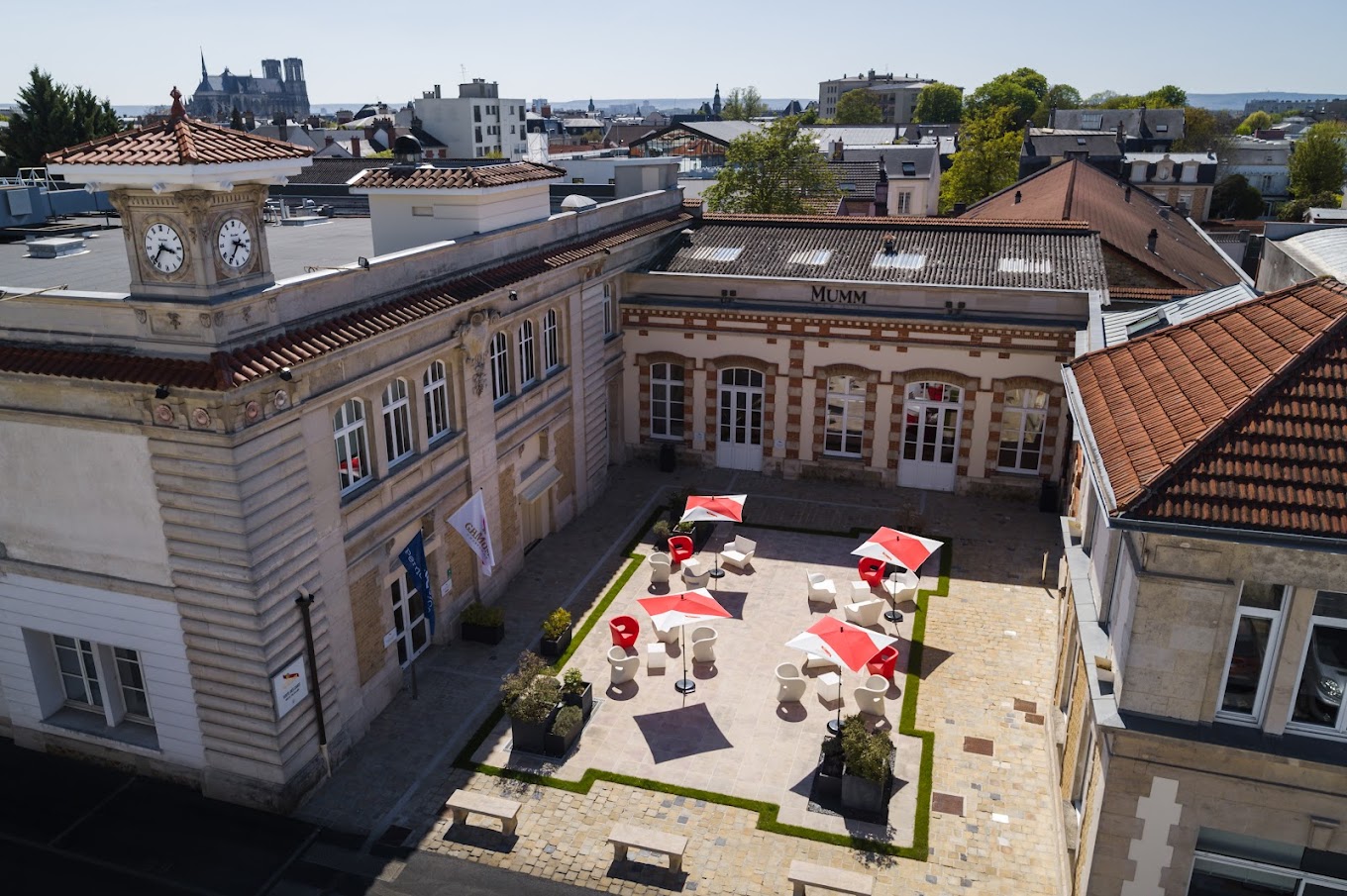 Maison Mumm Reims outdoor view