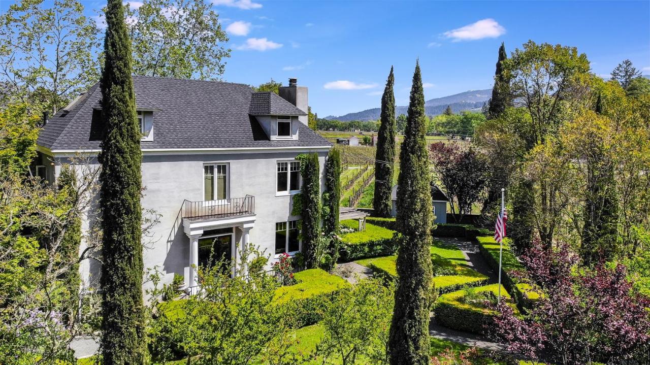 Chateau de Vie panoramic view